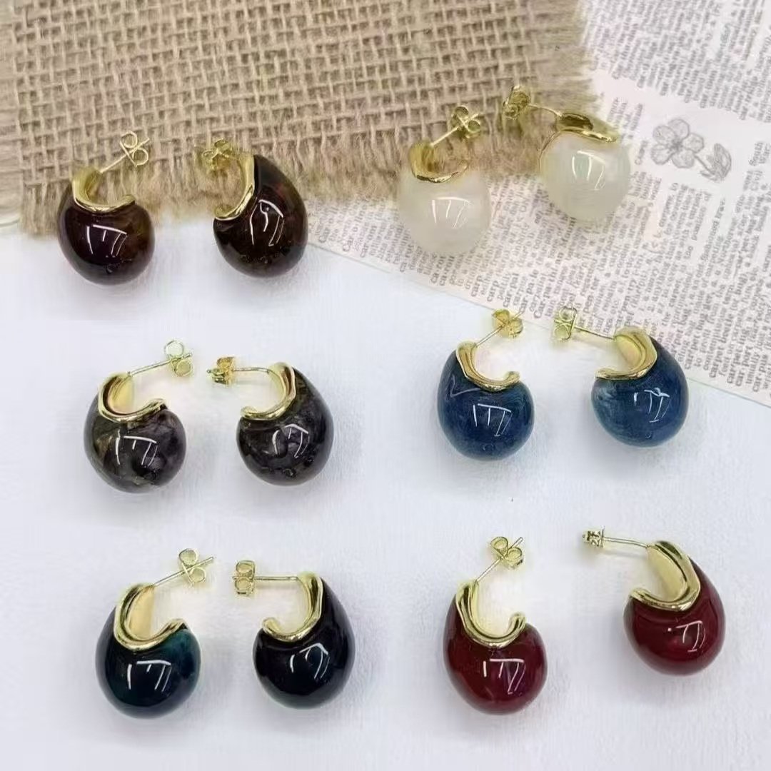 Pendientes de moda chapados en oro de 14k
